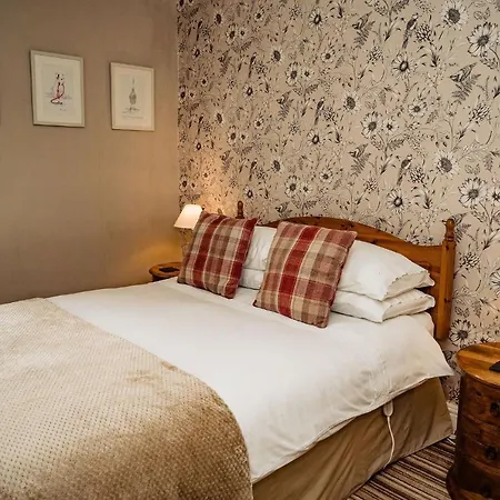 לינה וארוחת בוקר Bondcroft Farm 3*